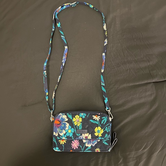 Vera Bradley, small purse - Picture 1 of 3